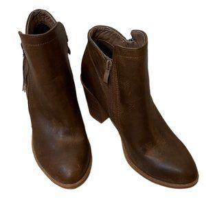 TRENDSUP Buffy Women's Block Heel Faux Leather Side Zipper Ankle Bootie Size 8